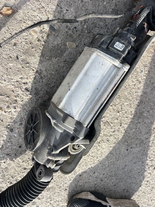 Влектрическа рейка за Audi A3 2010-