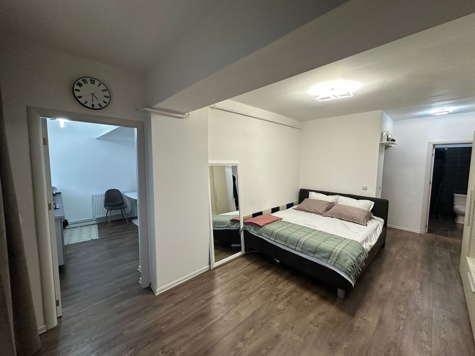 Inchiriez garsoniera regim hotelier( Brancoveanu)