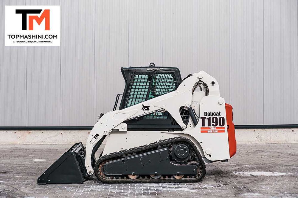 Мини челен товарач Bobcat T190