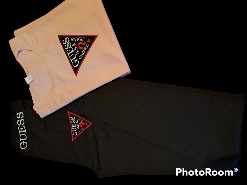 Compleuri damă tricouri și colanți