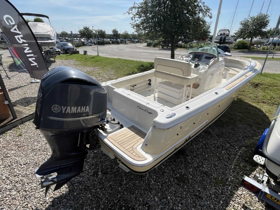 Ambarcatiune agrement Chris Craft 23 Catalina cu yamaha 350hp 80h