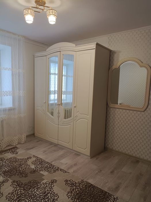 Сдаю 3 комнатную квартиру