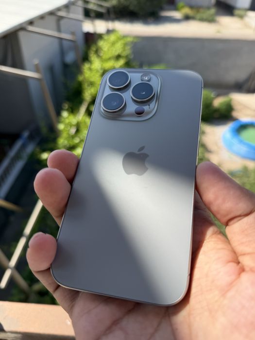 iPhone 15 pro 256 GB