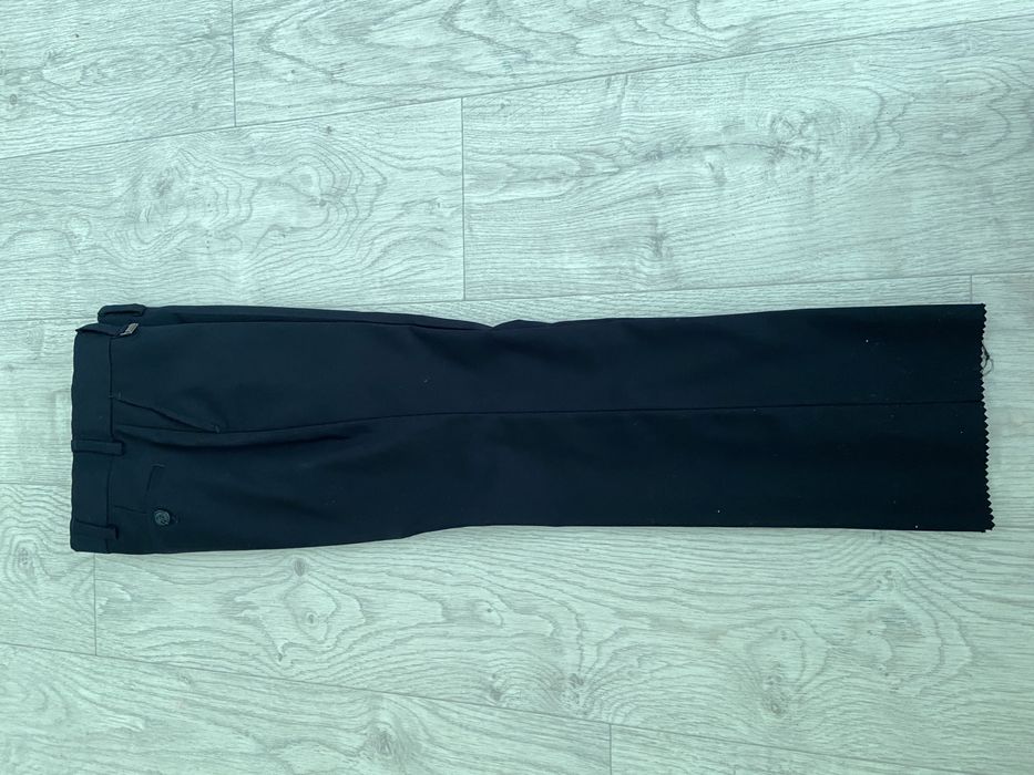 Продам школьные брюки