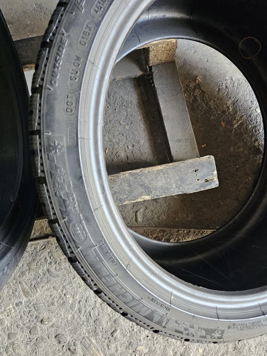 2 anvelope iarna 265 35 19 Michelin Pilot Alpin