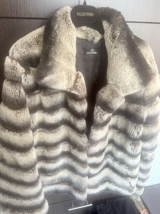 Haină din blană Chanel