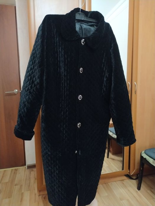 Продам пальто, три варианта