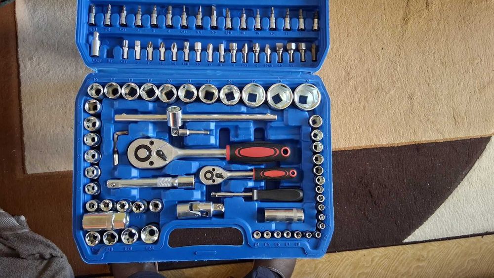 Trusa 108 piese cu chei tubulare, biti, clichet
