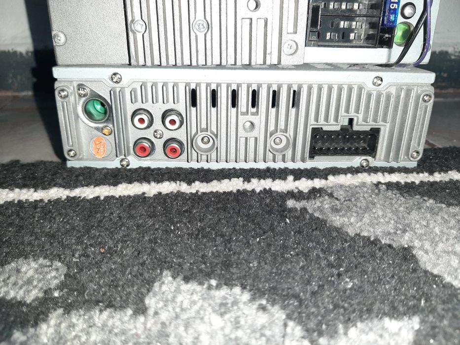 Vind casetofoane auto