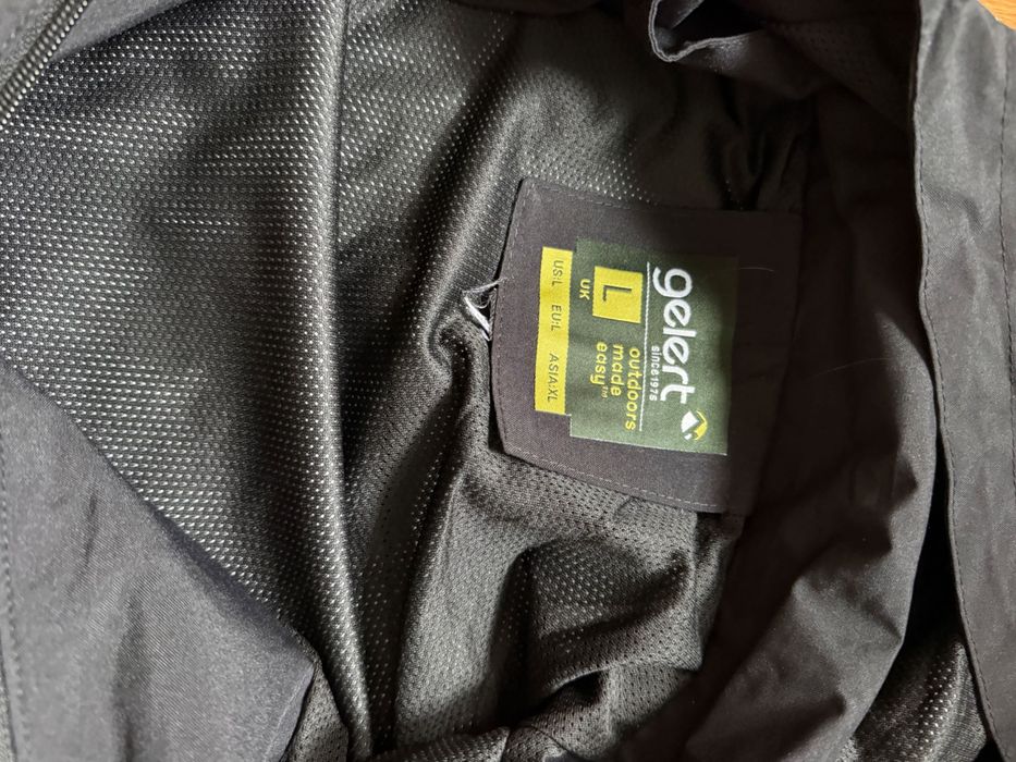 Gelert чисто ново яке