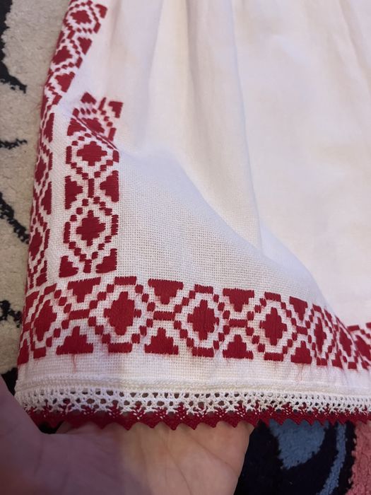 Costum traditional fetita 5-6 ani