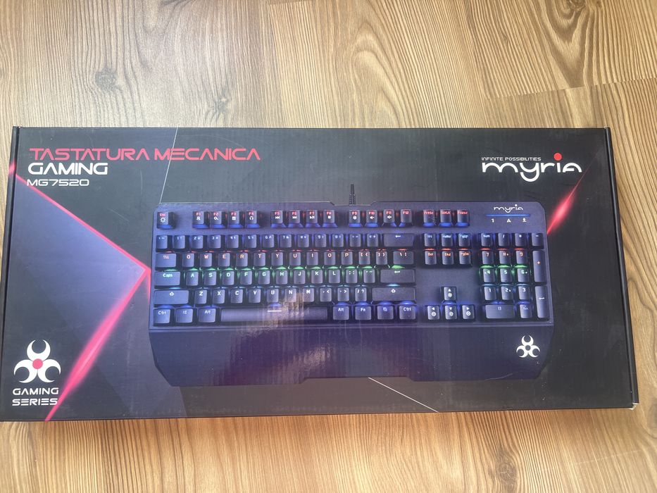 Tastatura mecanica RGB Myria