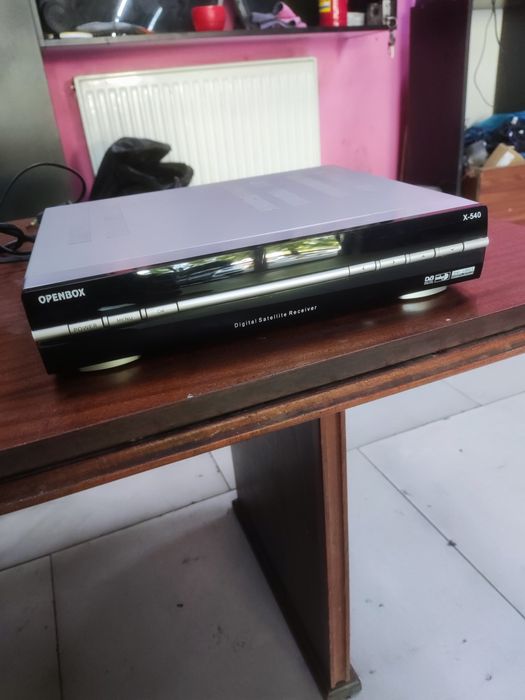 Video kasetta sotiladi