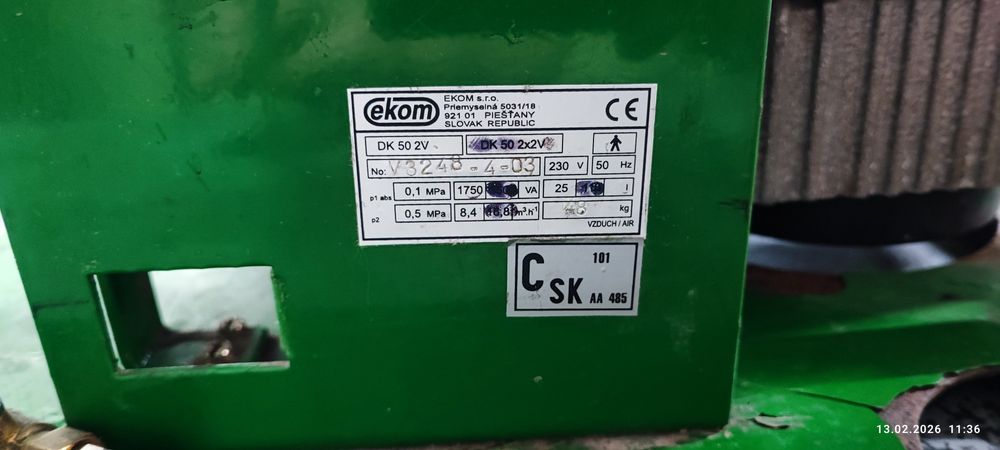 Продам компрессор стоматологический ECOM DK502V