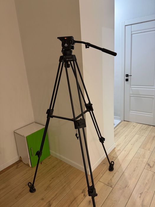 Видеоштатив E-image