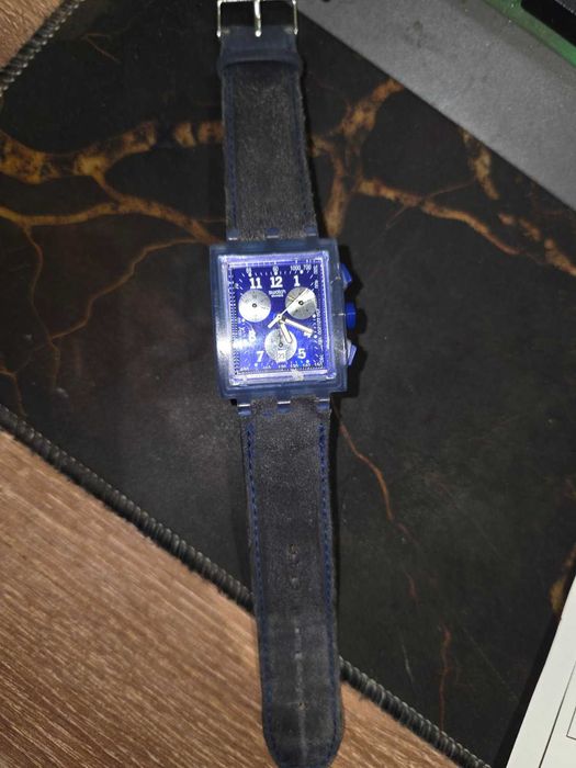Оригинален швейцарски часовник Swatch Chrono (Квадратен корпус / Хронограф)