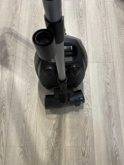 Bosch Series 8 BGL8X230/18 — прахосмукачка