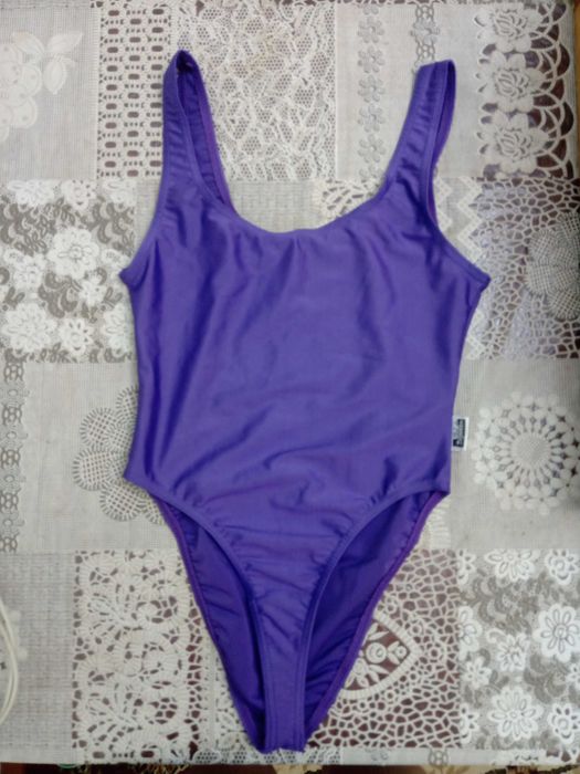 Купальник новый слитный