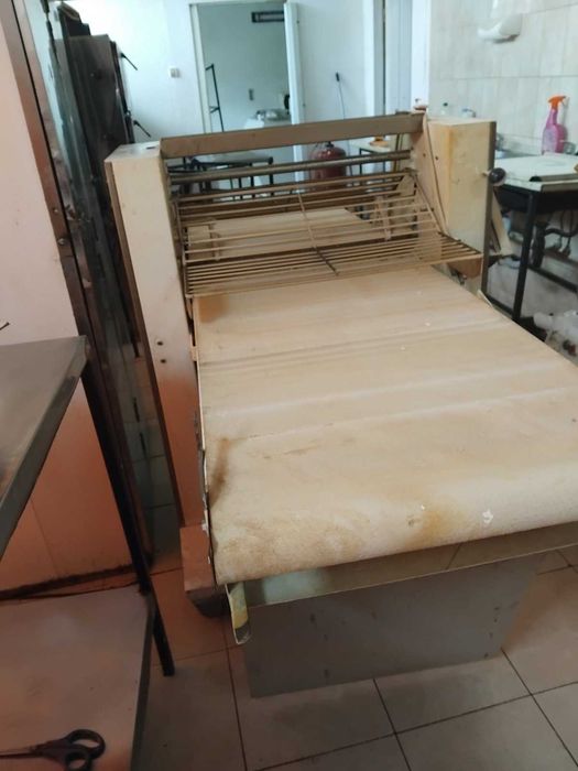 Ламинатор за бутер тесто Италиански