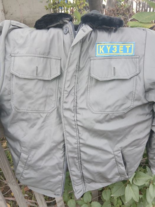 Новая куртка охранника