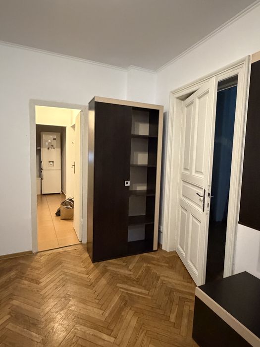 2 camere- Piata Rosetti/ Universitate de inchiriat