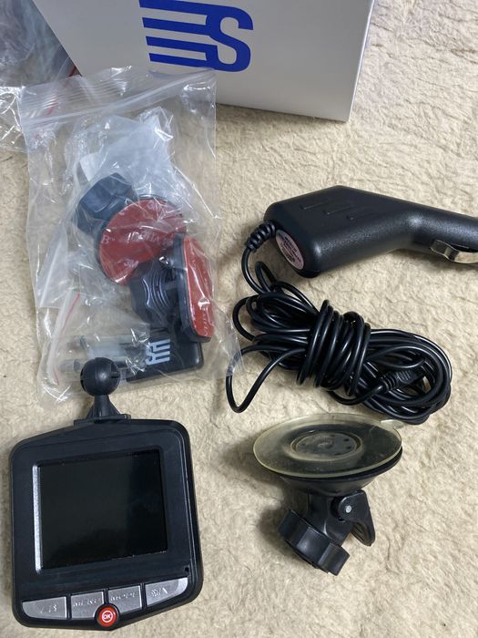 Продам видео регистратор новый