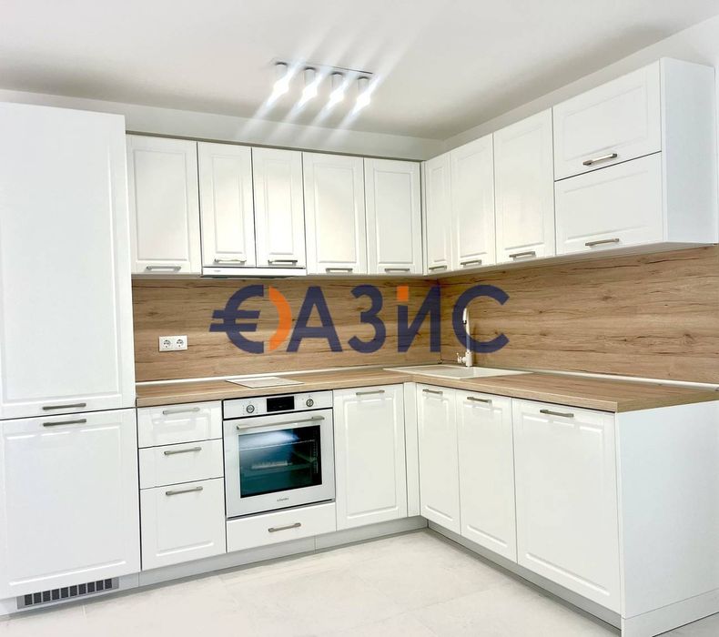 Продава се Двустаен апартамент в Созопол - 50 кв.м за 1153 €/кв.м - Снимка #1