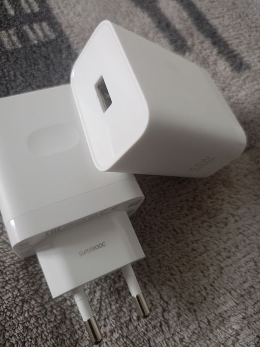 Vând cap încărcător,încărcare  ultra rapida,33W.