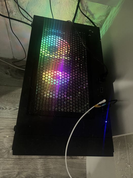 Продам компьютер 500к,торг есть!