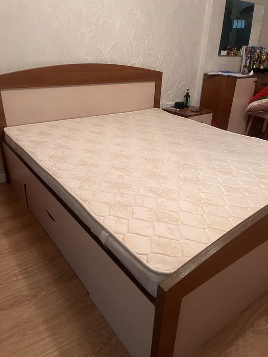 Двуспальная кровать(Польша)