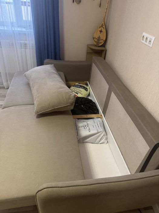 Продам срочно диван