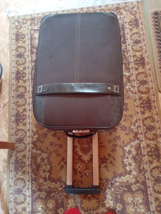 Vănd geamantan troler 2 trepte, de  64/ 22/ 44 cm, extensibil.