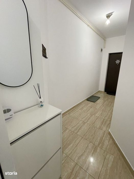 Demisol inalt luminos si uscat | Proprietar | 60 mp | Păcii - Sector 6