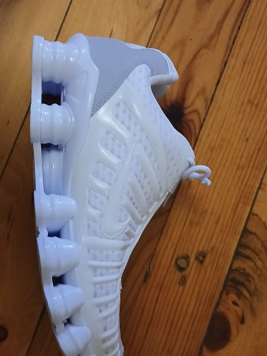 Маратонки NIKE Shox