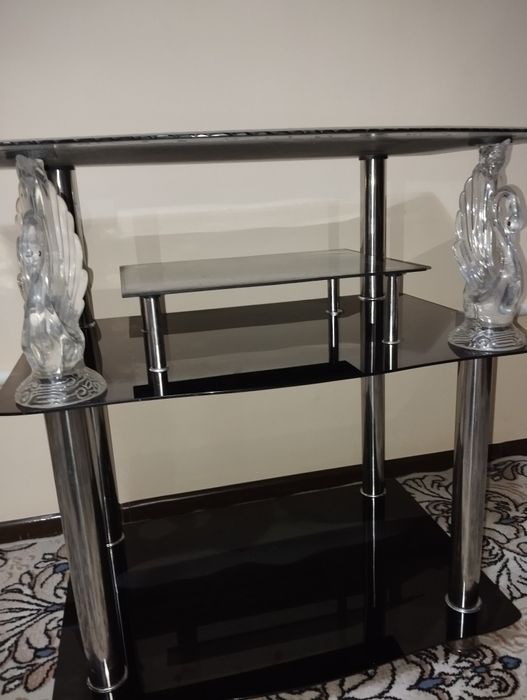 Поставка для телевезор