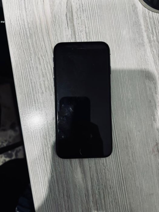 Айфон 7 обмен интересует