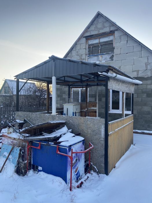 Продам дачный участок с домом.