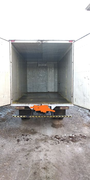 Юк фургон сотилади