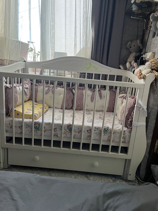 Продам детскую кроватка с хорошей аурой