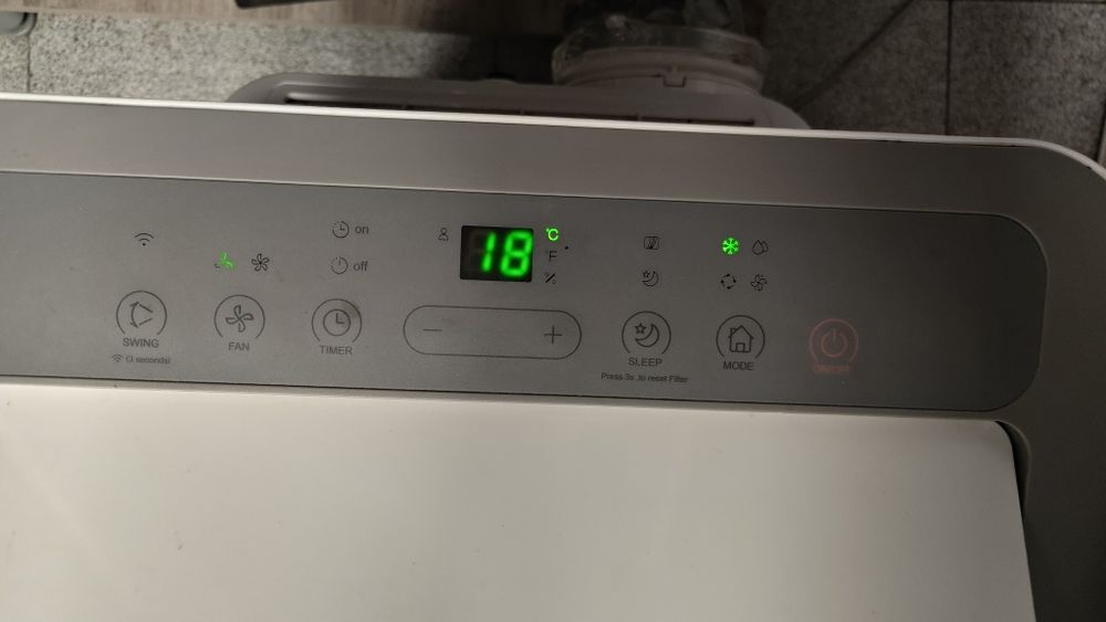 Мобилен Климатик Midea Silent Cool 26 PRO