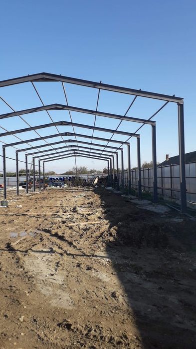 Vindem hale de 8x12m, 10x20m, 10x32x4m sau alte dimensiuni la comandă