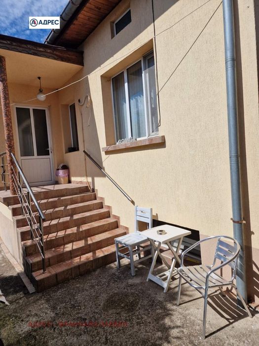 Къща в Плевен, област-гр.Славяново площ 149 цена 150000