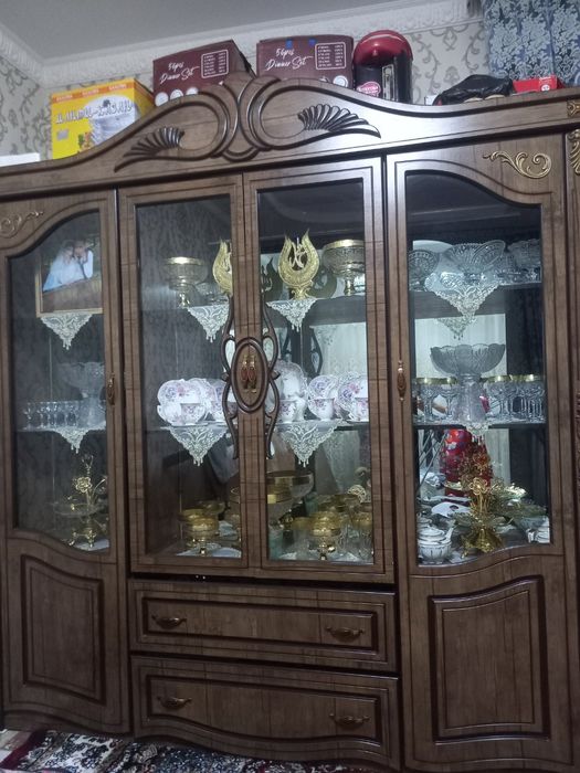 Mexmon hona uchun stenka