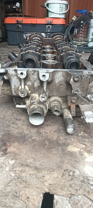 ГБЦ Тойота Авенсис