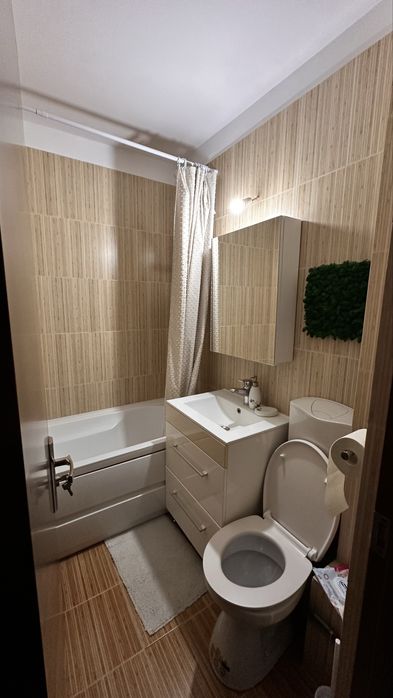 Apartament de inchiriat 3 camere Drumul Taberei - centrala proprie