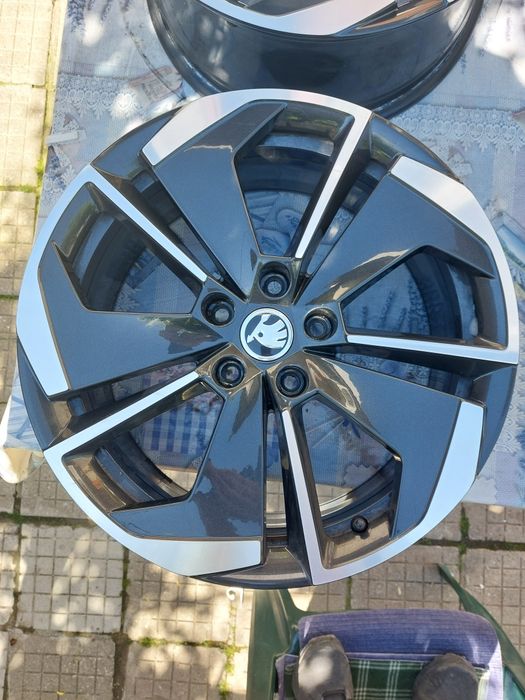 Джанти  18"за SKODA Octavia модел "Comet" 18 "