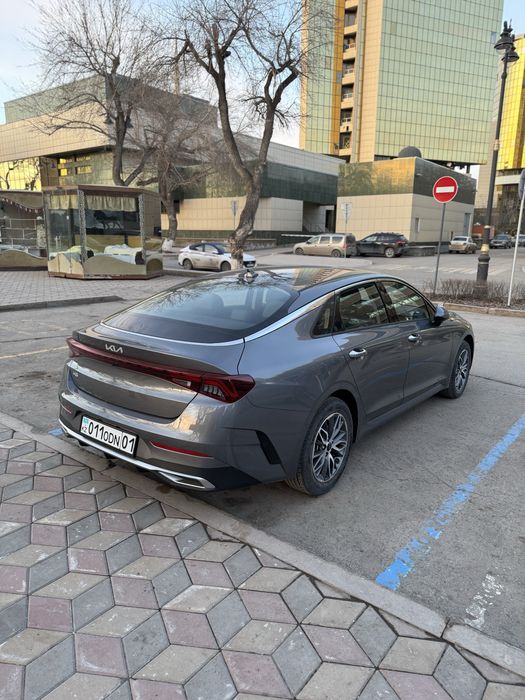 Продам киа к5 в идеале пробег 2000 км
