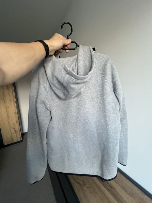 nike tech fleece grey