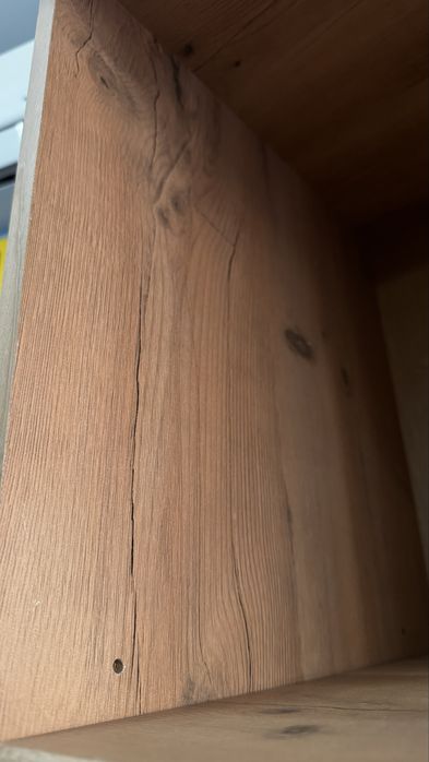 Продаю шкаф-пенал б/у