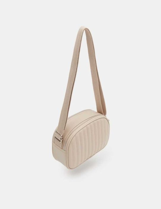 Малка бежова дамска чанта Sinsay , нова, капитонирана кожена чанта